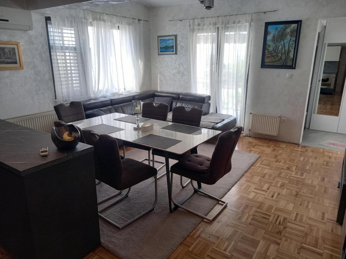 Apartment Brankica โปดสตรานา ภายนอก รูปภาพ
