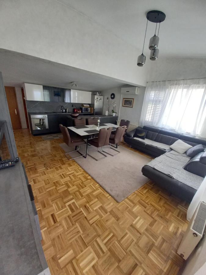 Apartment Brankica โปดสตรานา ภายนอก รูปภาพ